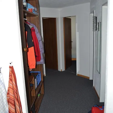 Bellevue Apartment *
